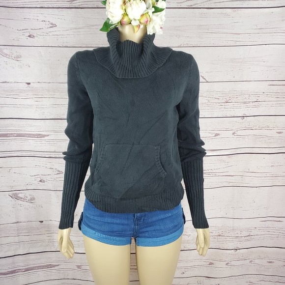 old navy black small cowl neck sweater ( 5 for $20 ) - Picture 4 of 9